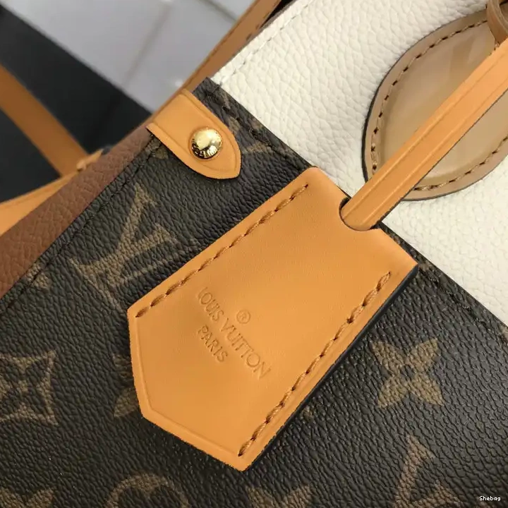 Bags 2104DJ0064 LV 0821